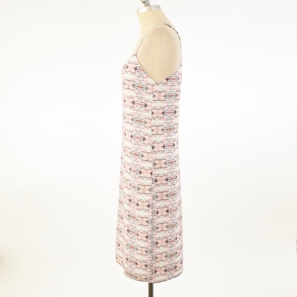 Whitney Eve Kaleidoscope Print Shift Dress - Picture 4 of 7